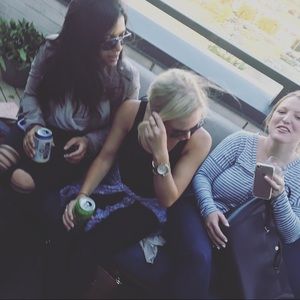 Meet your Posher, Emily